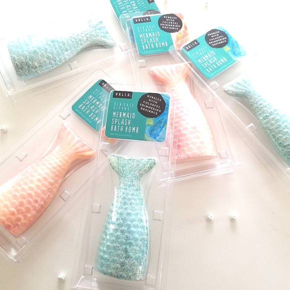 5 Massive Bath Bombs- Turquoise & Coral Mermaid Tails - Picture 2 of 5